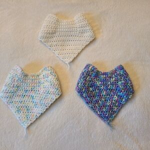 Hand Crocheted Angel Wing Bandana Style Baby Bibs by Jannm Creative